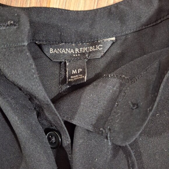Banana republic Black Sleeveless  Ruffle shirt size MP business professional - Picture 4 of 4